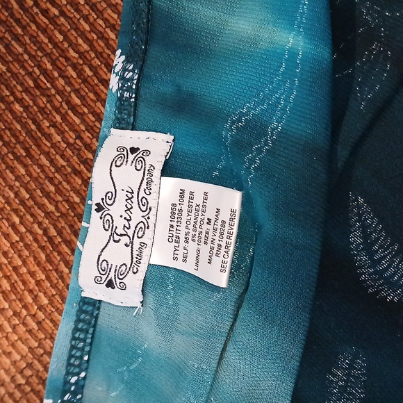 Trixxi Teal and White Halter Top - Picture 3 of 3